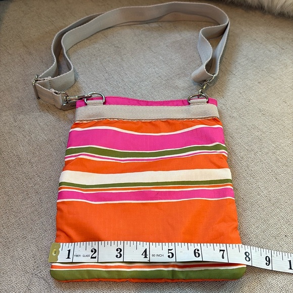 LeSportSac Striped Nylon Crossbody Bag Adjustable Strap - Picture 15 of 16